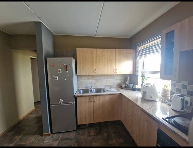 2 BEDROOM APARTMENT FOR SALE IN GOSFORTH PARK